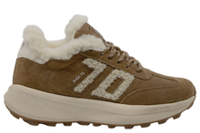 Load image into Gallery viewer, Back 70 Lightning in Tobacco
