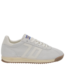Load image into Gallery viewer, Runner Sneaker in Ice
