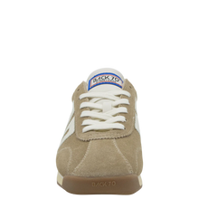 Load image into Gallery viewer, Runner Sneaker in Tan
