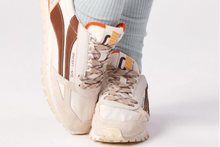 Load image into Gallery viewer, Oncept Toronto Sneaker in Stucco
