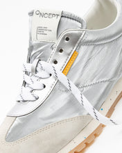 Load image into Gallery viewer, Tokyo Sneaker in Platinum
