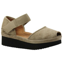 Load image into Gallery viewer, Amadour in Taupe Suede
